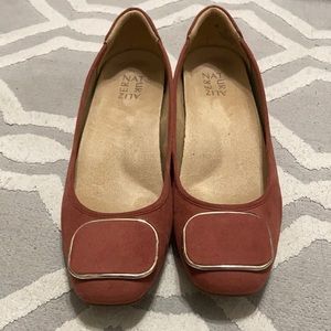 Naturalizer shoes sz 9